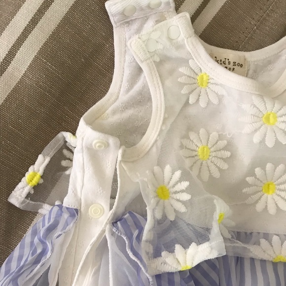 Super cute daisy flower dress - Picture 2 of 5